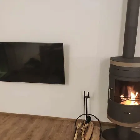 Ferienwohnung Cozy Nest In The Heart Of Kranjska Gora Exterior foto